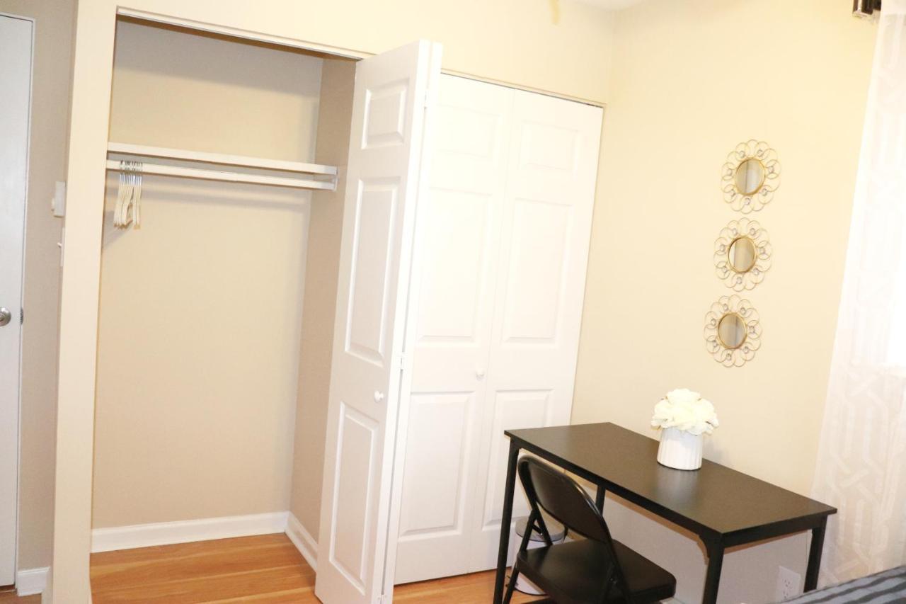 Private Room At Home Near Iad-Sterling Bagian luar foto