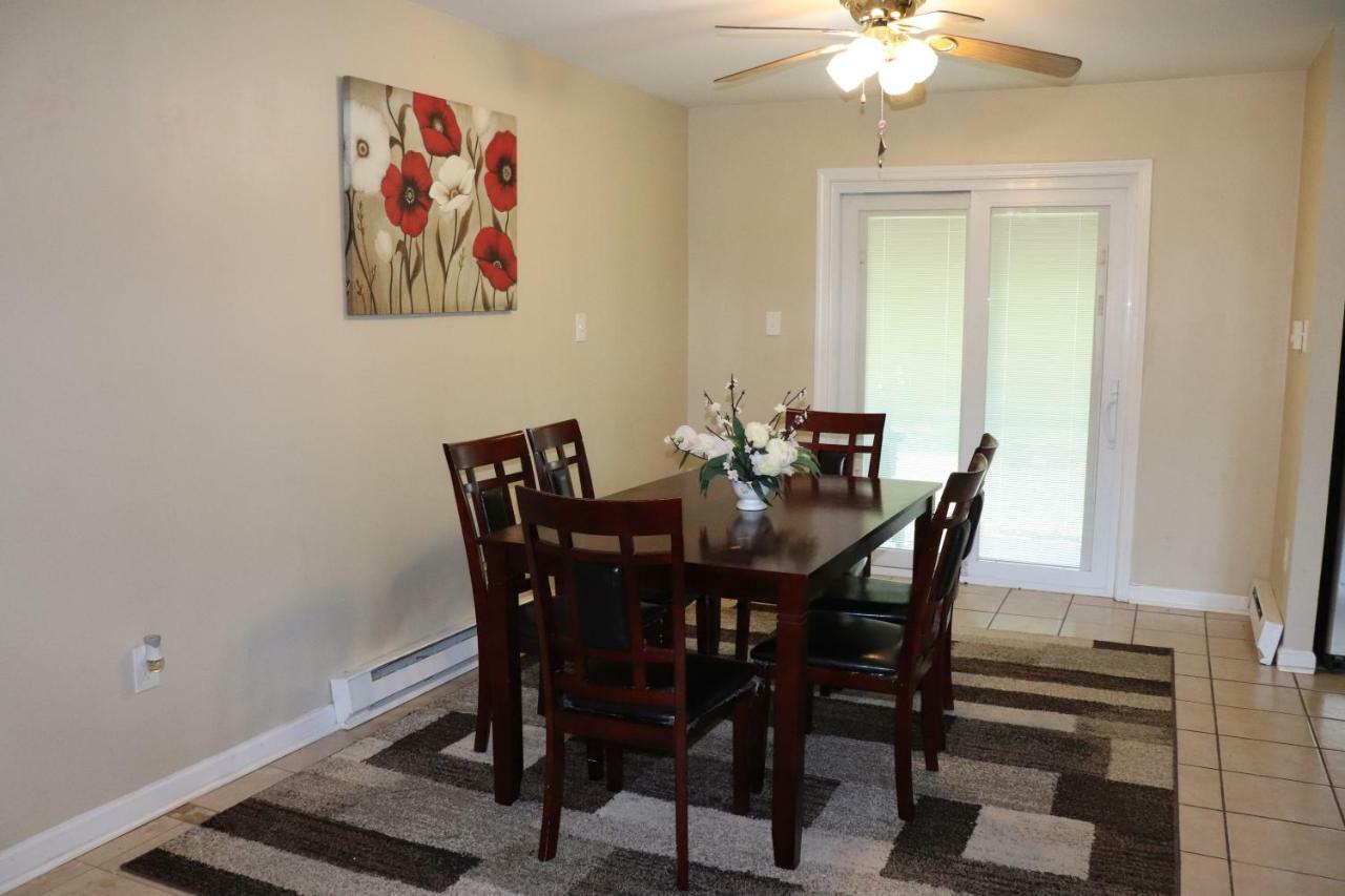 Private Room At Home Near Iad-Sterling Bagian luar foto