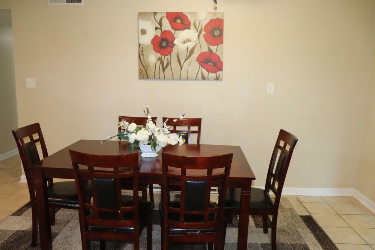 Private Room At Home Near Iad-Sterling Bagian luar foto